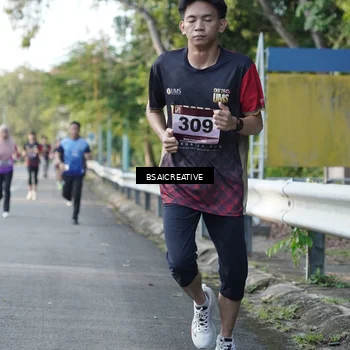 Runner Photo 9117381