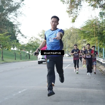 Runner Photo 9117477