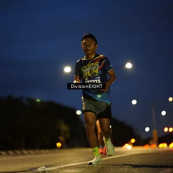 Runner Photo 9117557