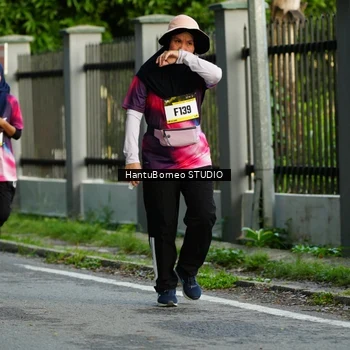 Runner Photo 9117595