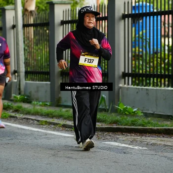 Runner Photo 9117715