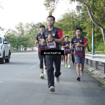 Runner Photo 9117846