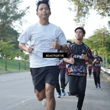 Runner Photo 9117957