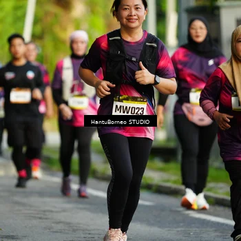 Runner Photo 9117972