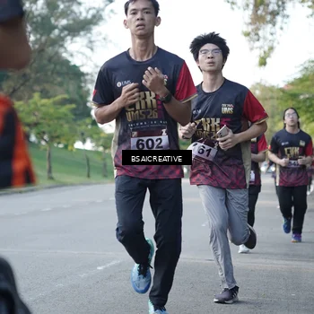 Runner Photo 9118033
