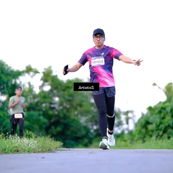 Runner Photo 9118073