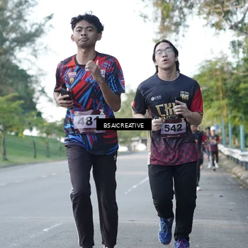 Runner Photo 9118124