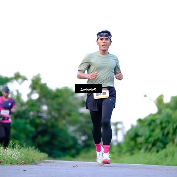 Runner Photo 9118176