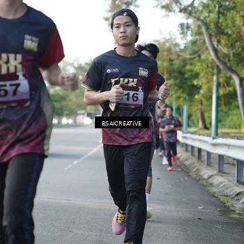 Runner Photo 9118377