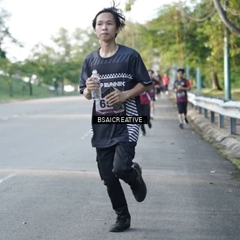 Runner Photo 9118474