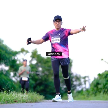 Runner Photo 9118551