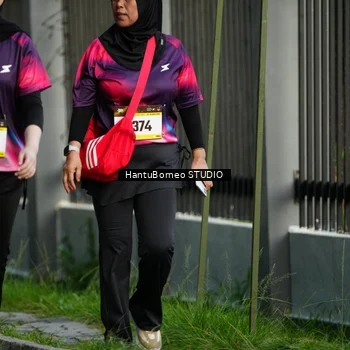 Runner Photo 9118598