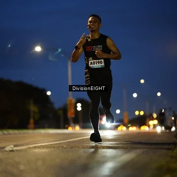 Runner Photo 9118735