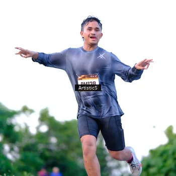 Runner Photo 9118944