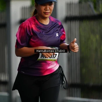 Runner Photo 9118973