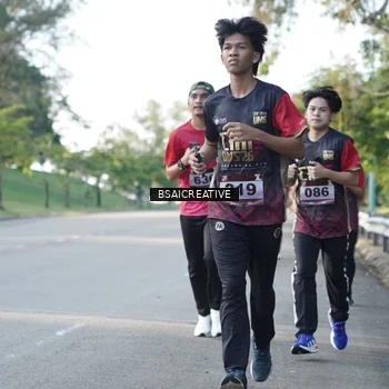 Runner Photo 9118990