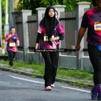 Runner Photo 9119052