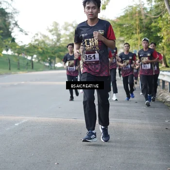 Runner Photo 9119143