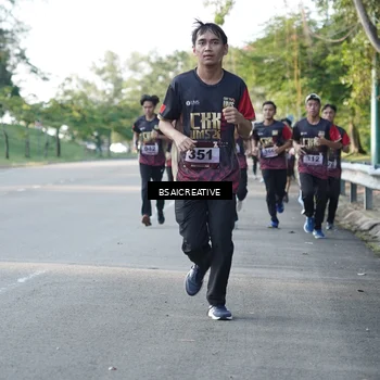 Runner Photo 9119246