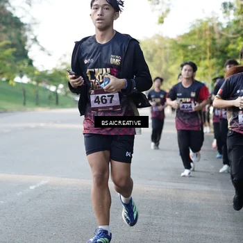 Runner Photo 9119718