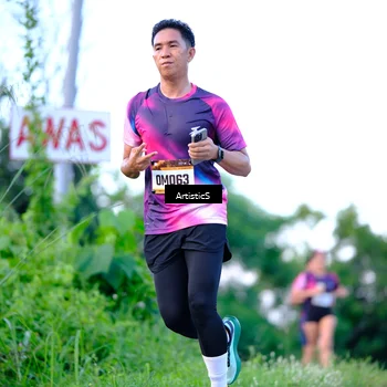 Runner Photo 9120021