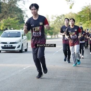 Runner Photo 9120244