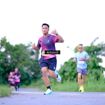 Runner Photo 9120319