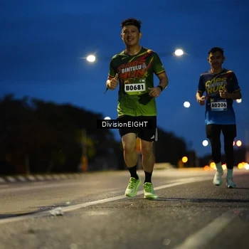 Runner Photo 9120343