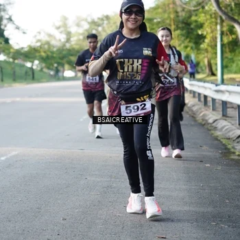 Runner Photo 9120358