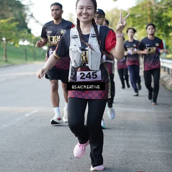 Runner Photo 9120518