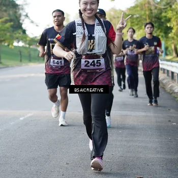 Runner Photo 9120531