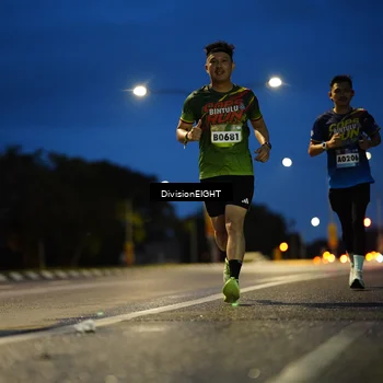 Runner Photo 9120595
