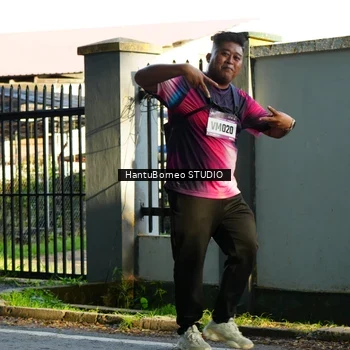 Runner Photo 9120898