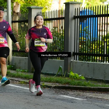 Runner Photo 9121245