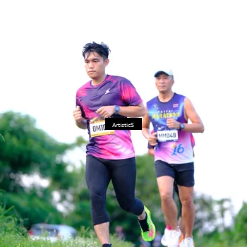 Runner Photo 9121405