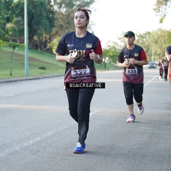 Runner Photo 9121478
