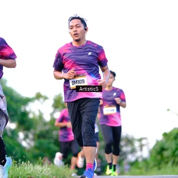 Runner Photo 9121543