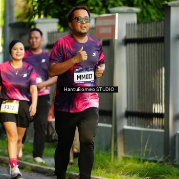 Runner Photo 9121650