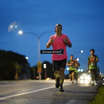 Runner Photo 9121659