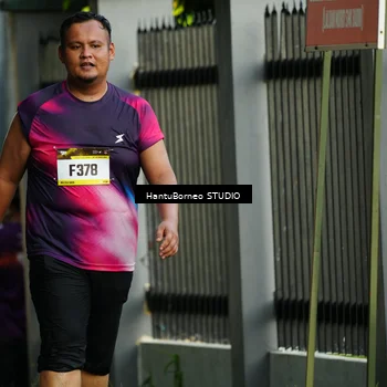 Runner Photo 9122773