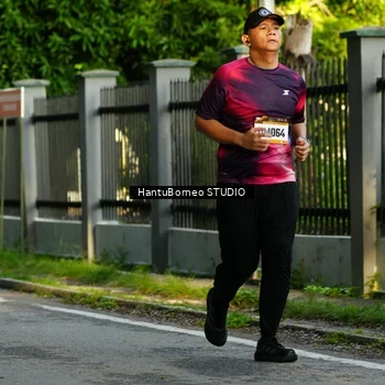 Runner Photo 9123003