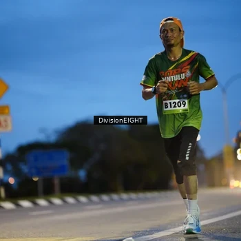 Runner Photo 9123642