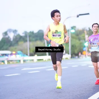 Runner Photo 9123806