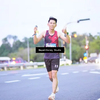 Runner Photo 9123849