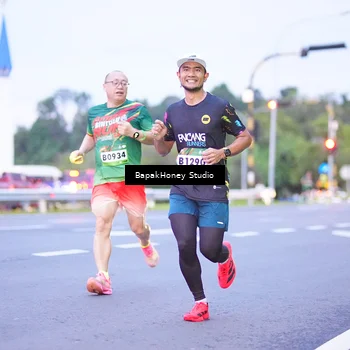 Runner Photo 9123858