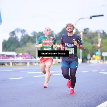 Runner Photo 9123916
