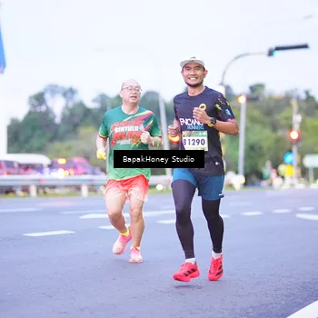 Runner Photo 9123917
