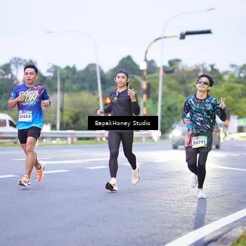 Runner Photo 9124007