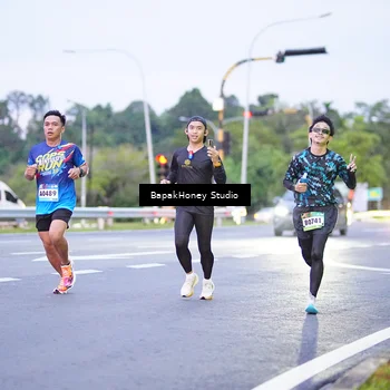 Runner Photo 9124042