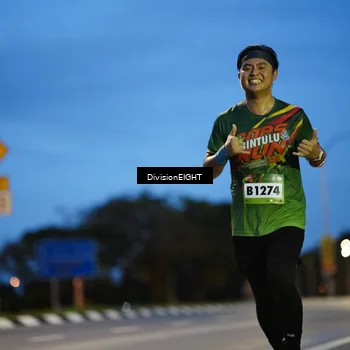 Runner Photo 9124060